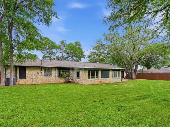 11102 Salado Springs Cir, Salado, TX 76571