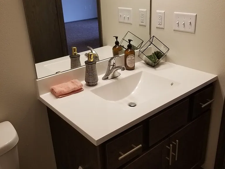 Pine Ridge Apartments — Photo 5