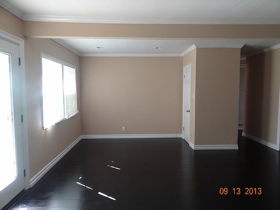 2nd image of 8141 Encino Ave