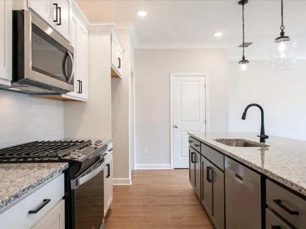 431 Carrera Ln, Acworth, GA 30102