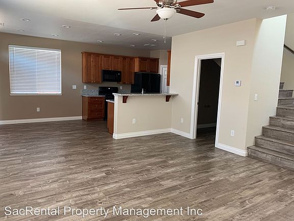 2nd image of 259 Dragonfly Cir