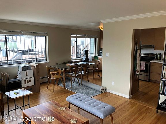 3rd image of 566 Vallejo St APT 29