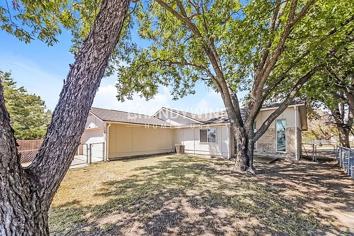 5010 Collingwood Dr — Photo 21
