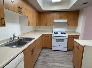 2425 Canada Blvd #107, Glendale, CA 91208