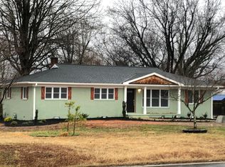 318 E Vandalia Rd, Greensboro, NC 27406