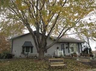 814 Autumn Dr, Belton, MO 64012