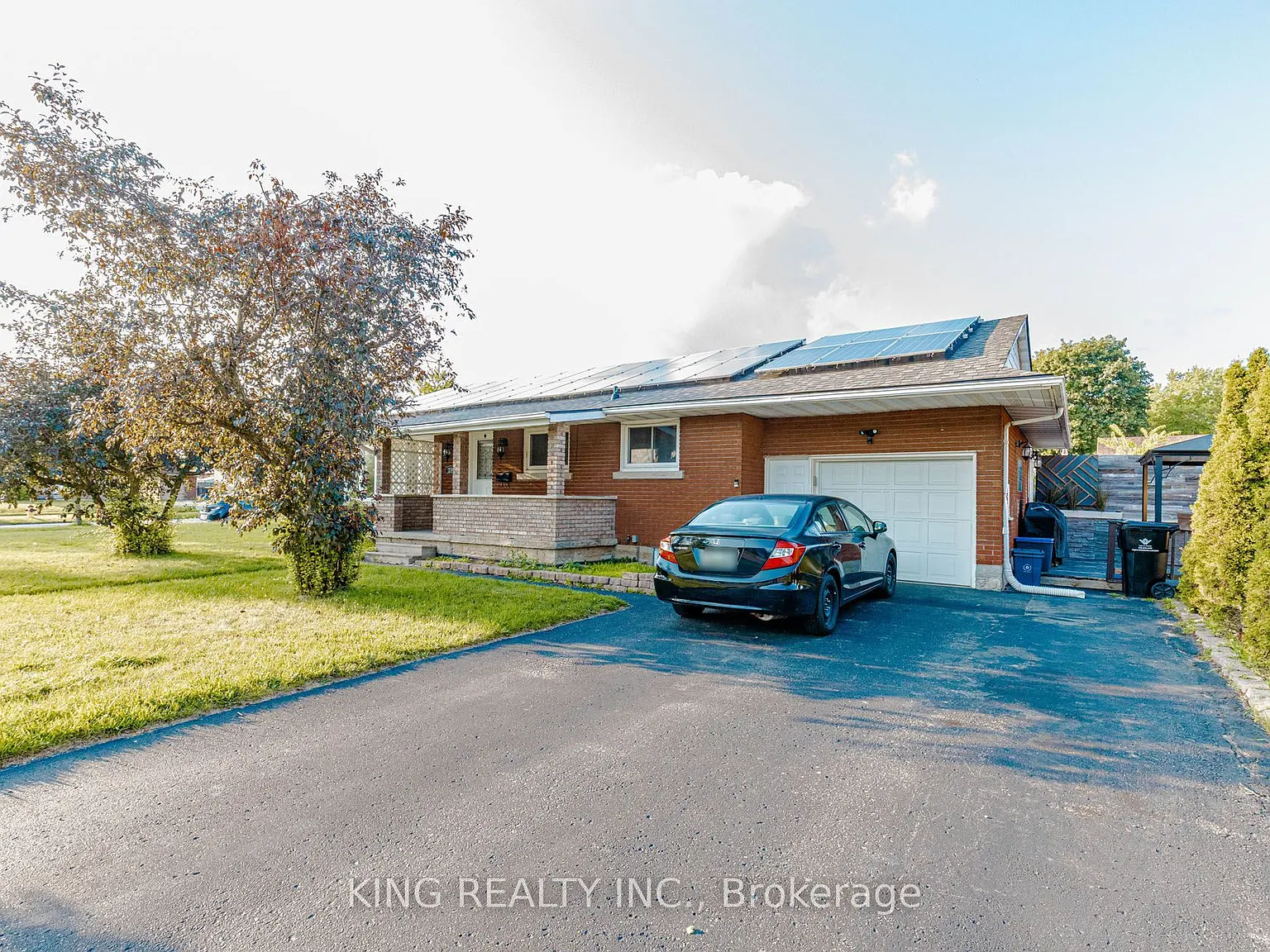 3 bed, $2,700 — Photo 1