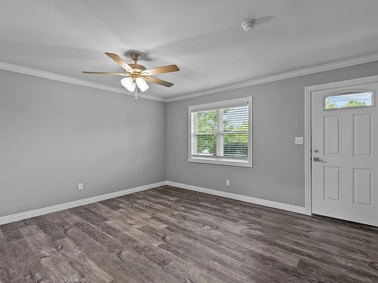 Forest Park Townhomes — Photo 8