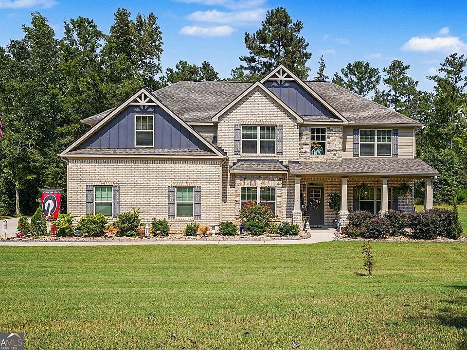 1st image of 451 Homestead Cir