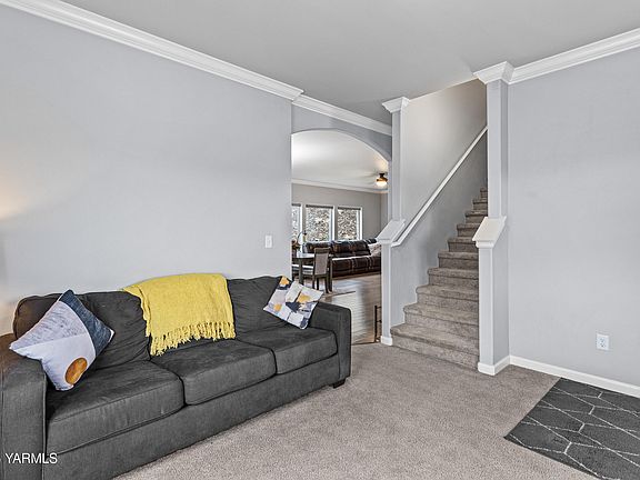 5th image of 1408 W 1st Ave