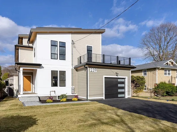 239 Mountain Ave, Arlington, MA 02474