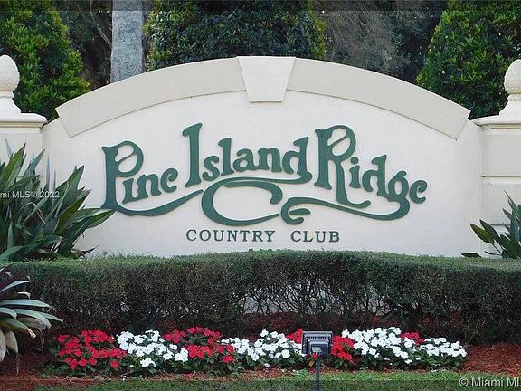 2nd image of 9470 Live Oak Pl APT 109