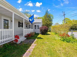 12 Ryder St, Buzzards Bay, MA 02532