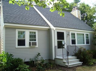 79 Gooseberry Ln, Marstons Mills, MA 02648