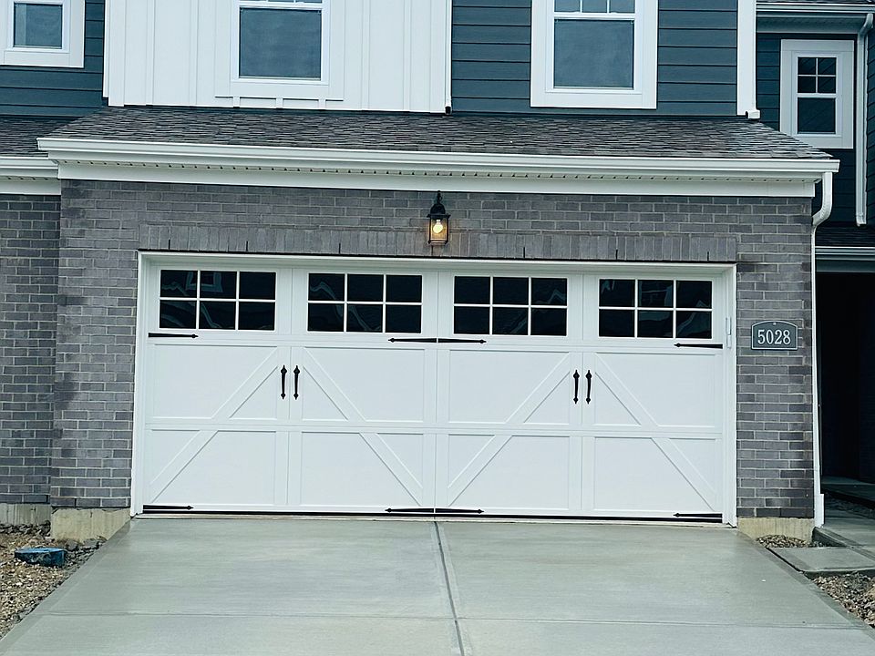 1st image of 5028 Pebble Ct