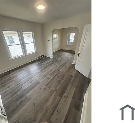 3997 E 144th St #UPPER — Photo 2