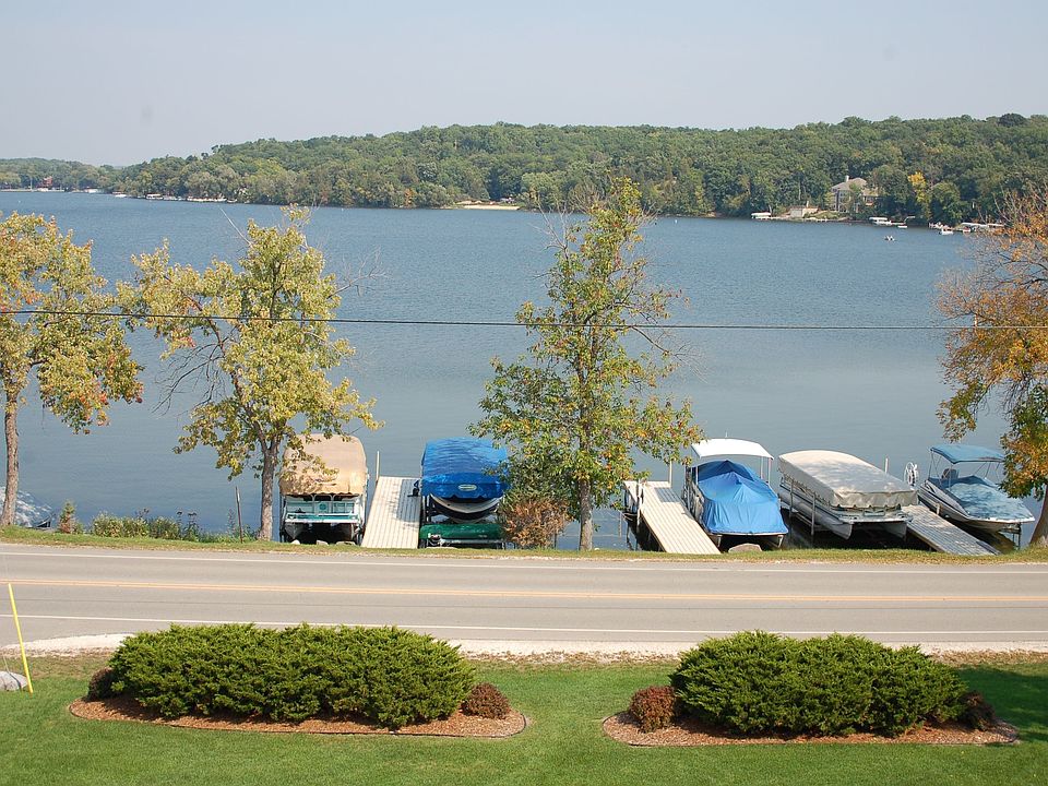 Nagawicka Lake Condo