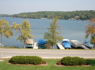 1720 Milwaukee St, Delafield, WI 53018