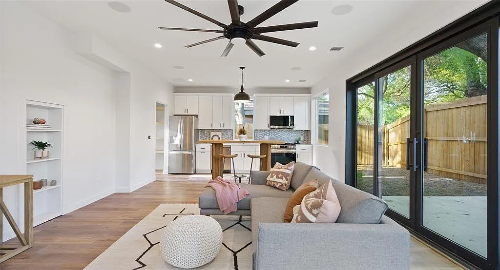 Building Photo - 5506 Peppertree Pkwy #2