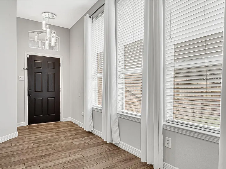 174 Horn Ct — Photo 17