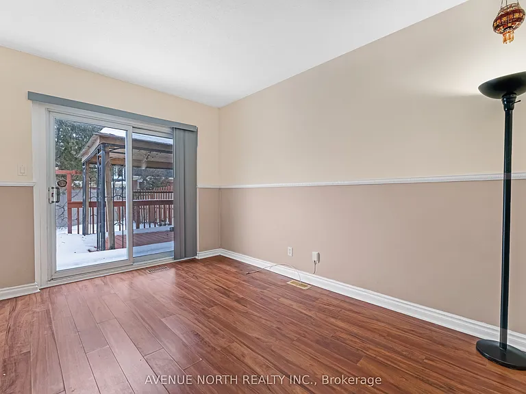 3489 Southgate Rd — Photo 10