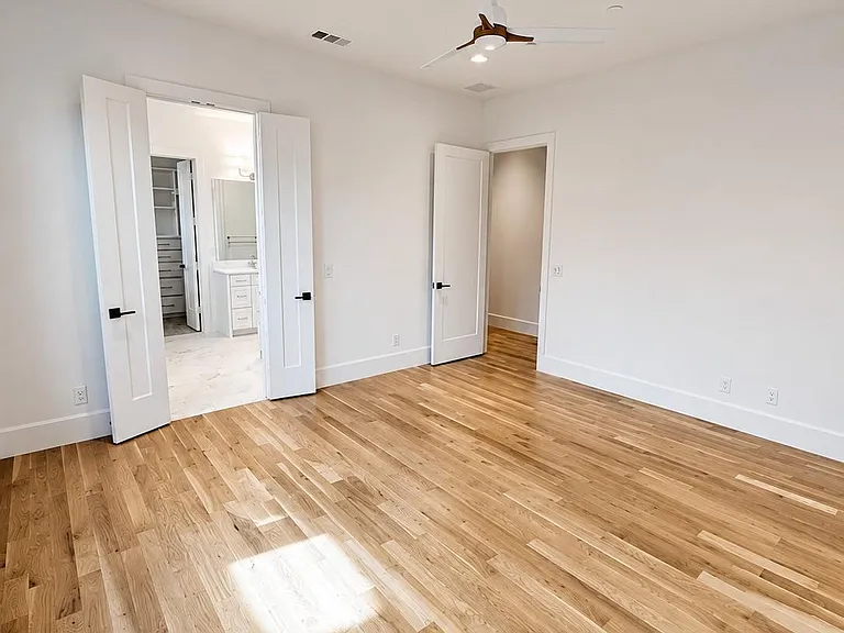 3529 Asbury St — Photo 31