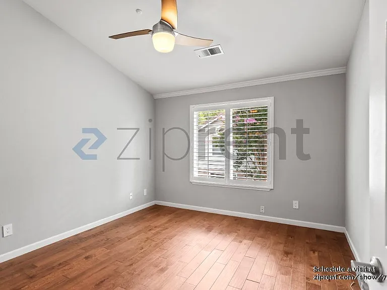 6320 Island Pine Way — Photo 12