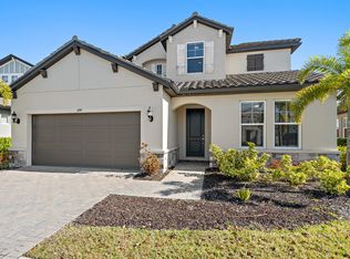 4749 Antrim Dr, Sarasota, FL 34240
