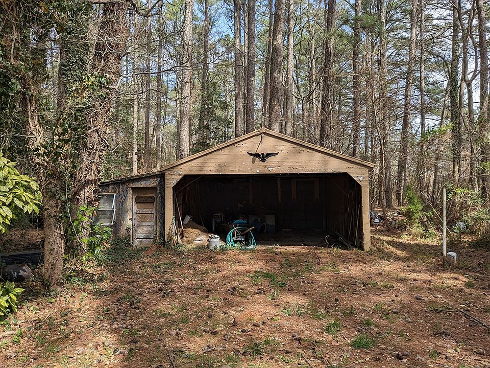 2nd image of 27085 Mason Rd