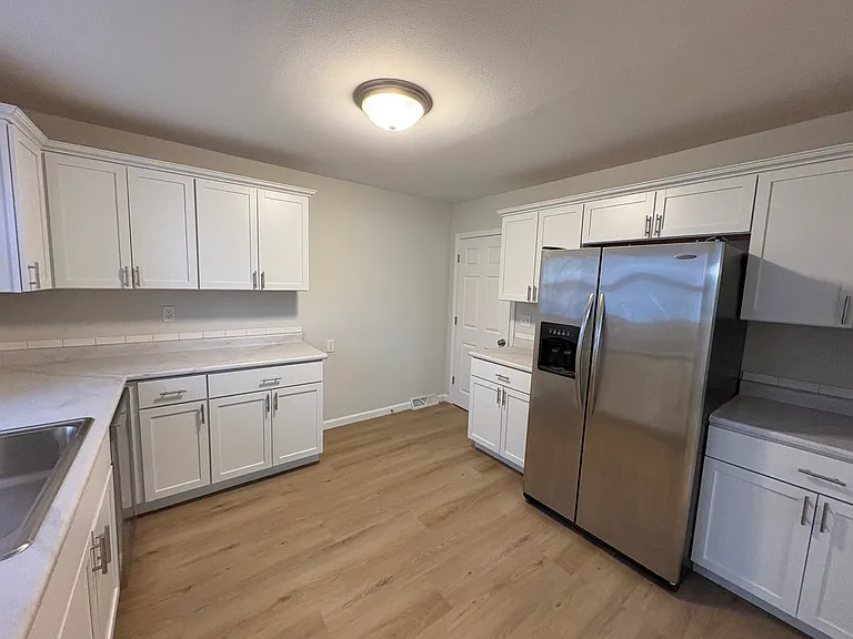 Large kitchen with all appliances included.