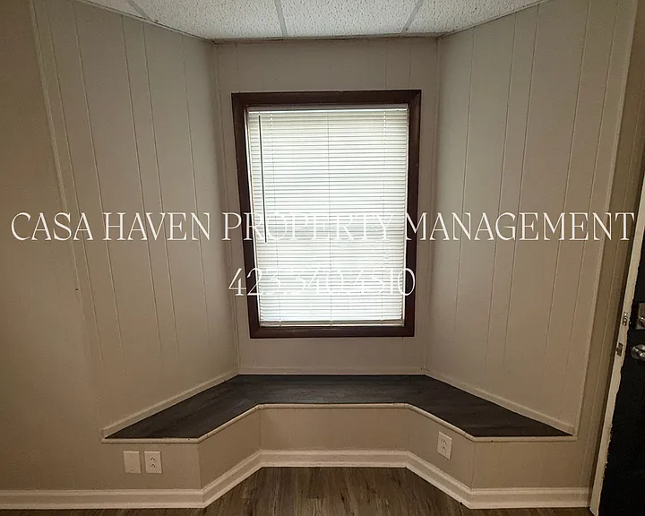 204 E Watauga Ave — Photo 8