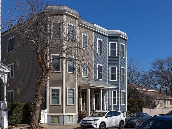 5th image of 870 E 5th St