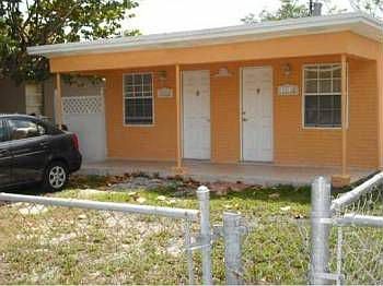 2nd image of 1614 NW 7th Ct