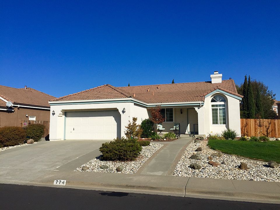 1st image of 774 Laurelwood Cir