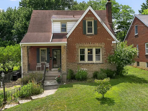 609 Saint Joseph Ln, Park Hills, KY 41011