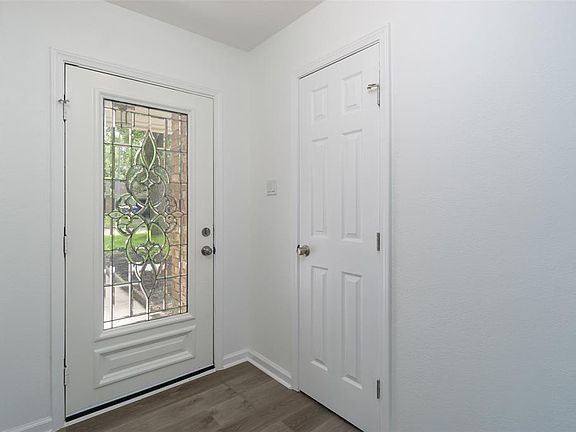 3rd image of 16630 Barcelona Dr
