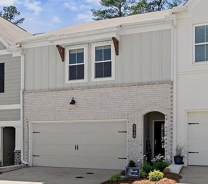 1st image of 3349 Verdi Ln