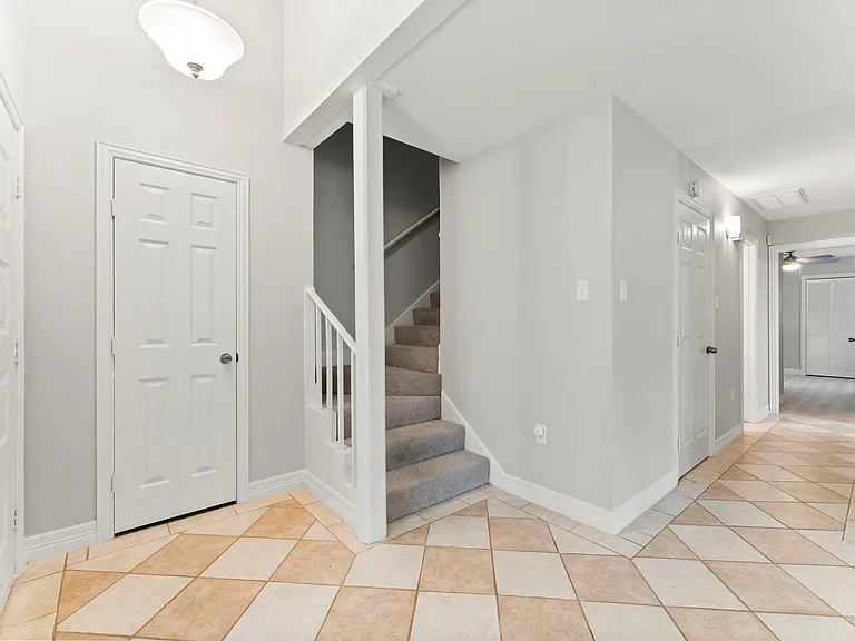 71 Hideaway Dr — Photo 9