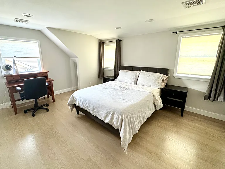 52 Oak Ridge St — Photo 10
