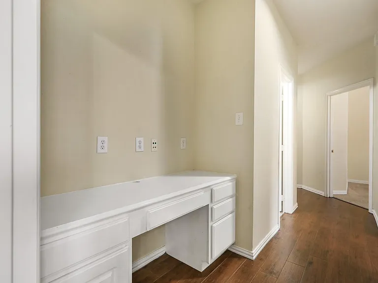 6642 Redberry Glen Ln — Photo 24