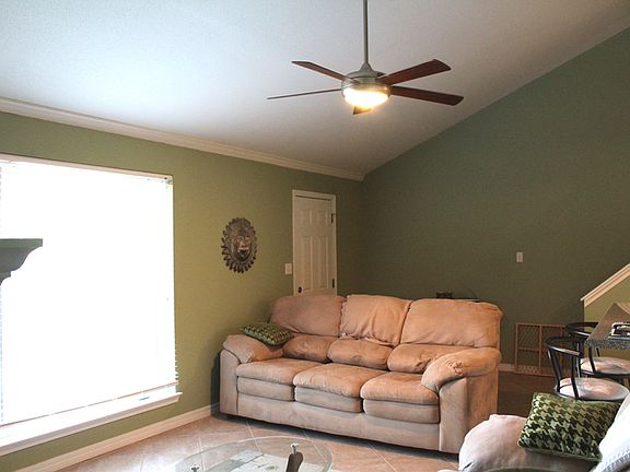 5th image of 110 Sunridge Park