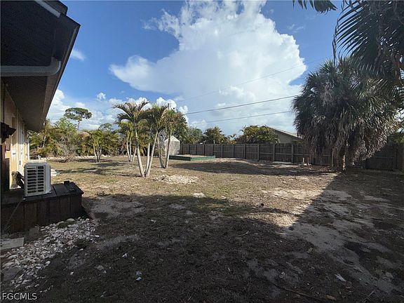 2nd image of 9112 Pineapple Rd