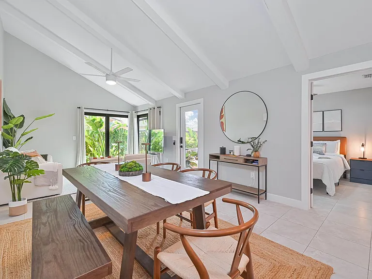 6386 Royal Woods Dr — Photo 13