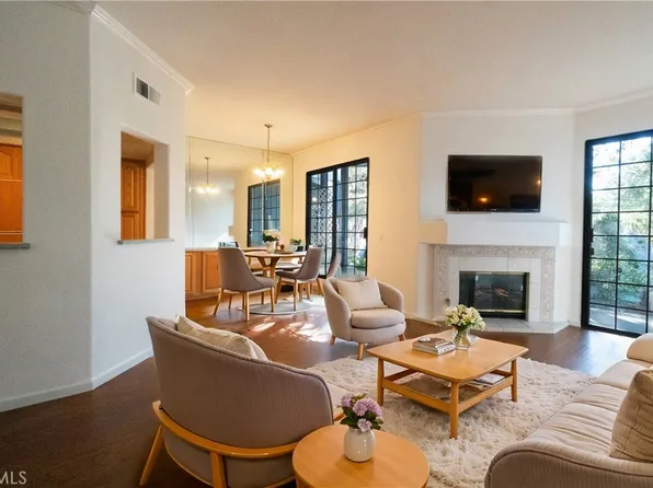 20271 Sealpoint Ln Unit 104, Huntington Beach, CA 92646