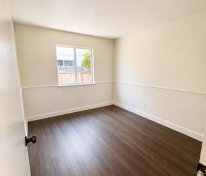 10439 River Oaks Dr — Photo 4