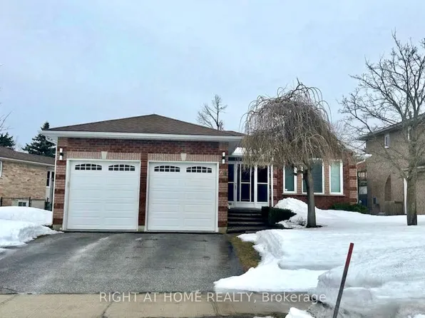 48 Johnson St, Orillia, ON L3V 7R9