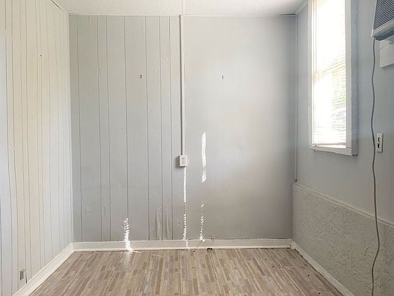 3rd image of 3000 Beach Blvd S #3