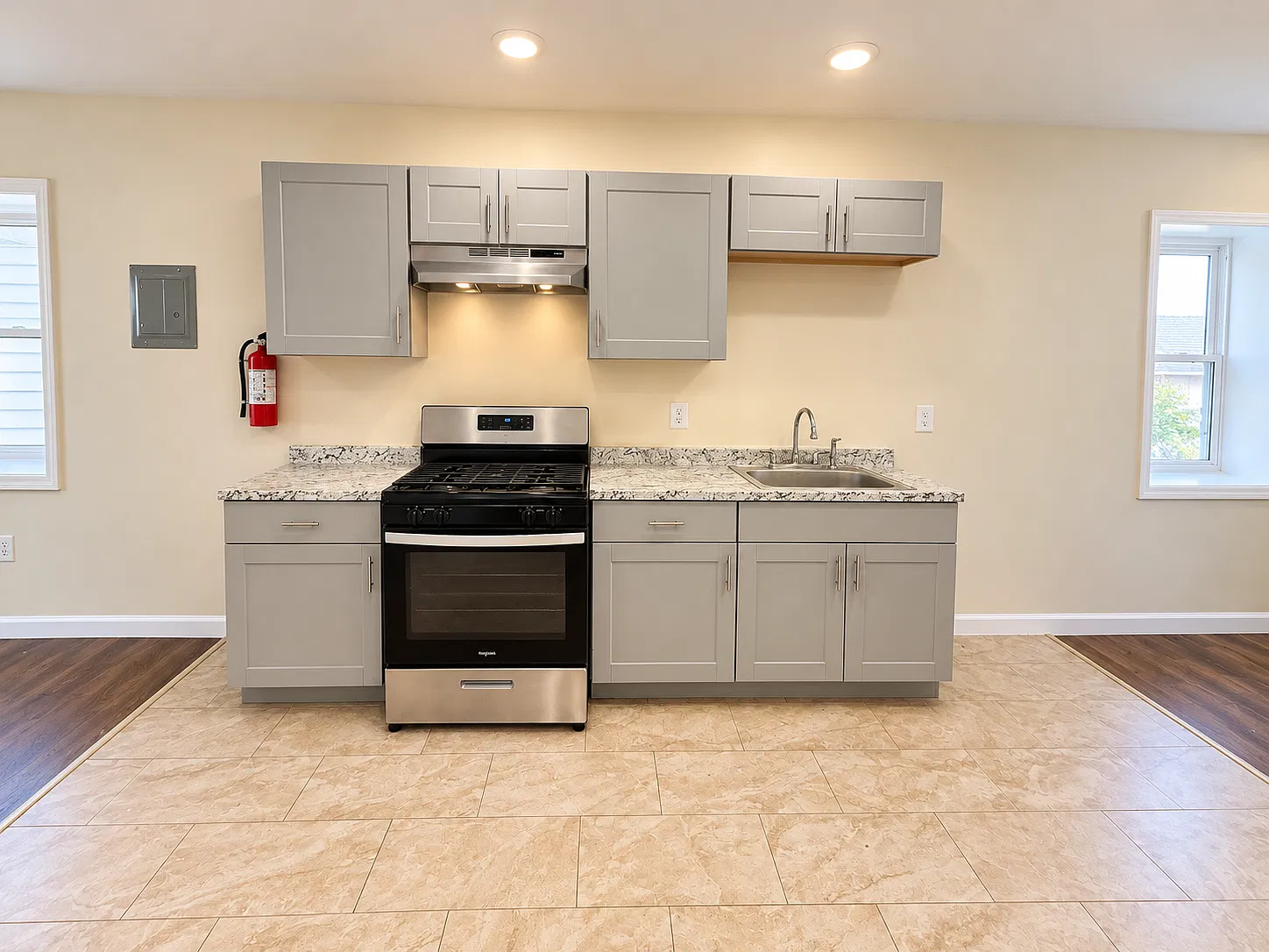 3 bed, 1200 sqft, $1,845 — Photo 2