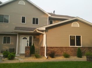 1533 Creek Meadow Dr NW, Coon Rapids, MN 55433