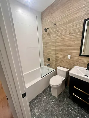 Rented by Nooklyn NYC LLC | media 25